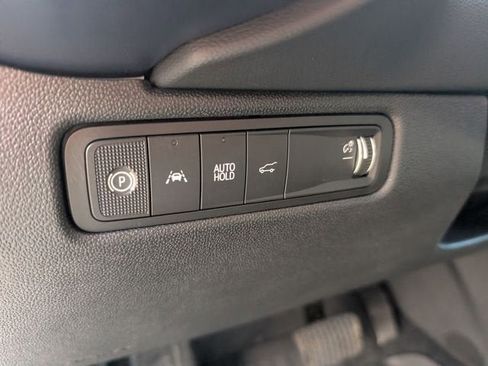 Used 2026 Chevrolet Equinox EV LT image 16