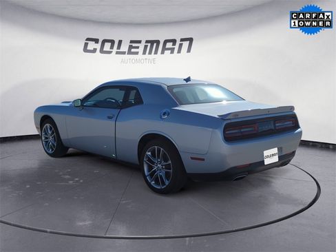 Used 2023 Dodge Challenger SXT w/ Plus Package image 3