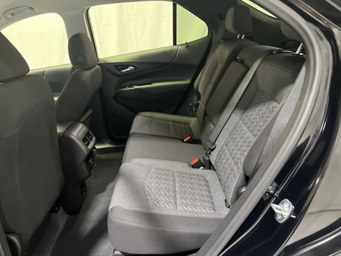 Certified 2024 Chevrolet Equinox LT FWD image 16