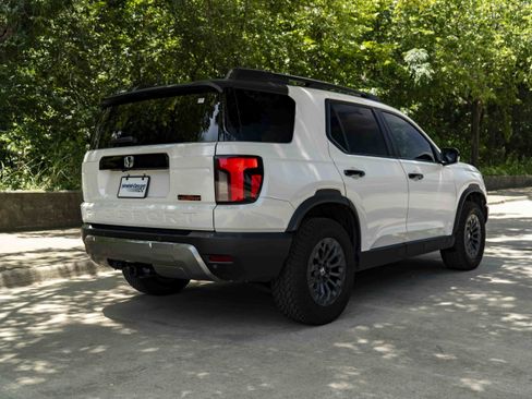Used 2026 Honda Passport TrailSport image 9