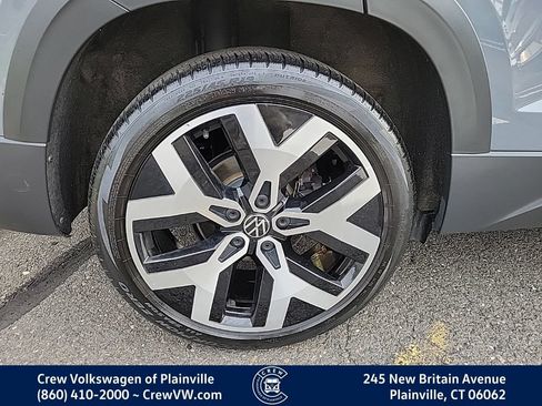 Certified 2023 Volkswagen Taos SEL AWD/4WD image 20