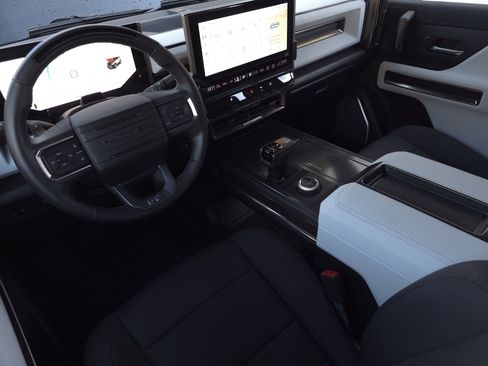 Used 2025 GMC Hummer EV 3X image 14