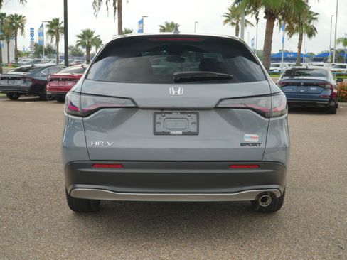 Used 2024 Honda HR-V Sport image 6