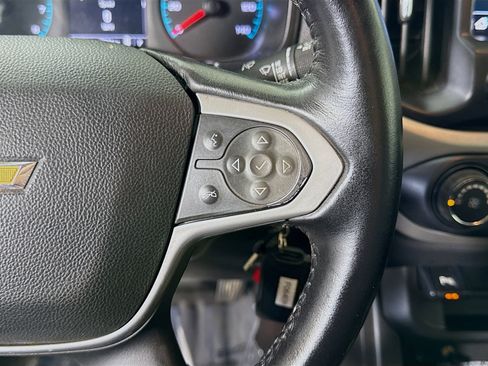 Used 2022 Chevrolet Colorado LT w/ Fleet Safety Package RWD image 15