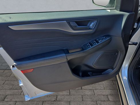 Used 2023 Ford Escape Active image 10