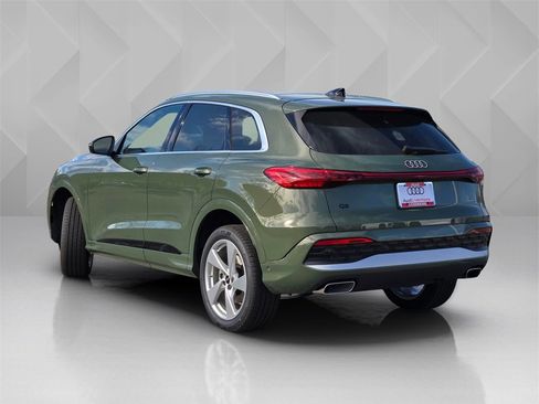 New 2025 Audi Q5 Premium Plus image 4