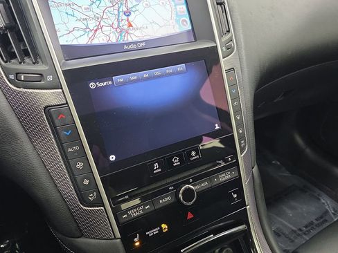 Used 2015 INFINITI Q50 Premium w/ Navigation Package image 24