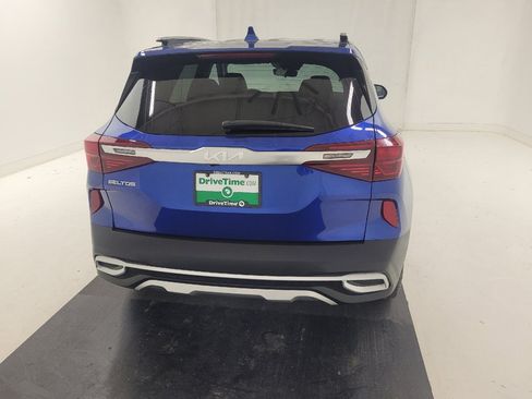 Used 2023 Kia Seltos S FWD image 7