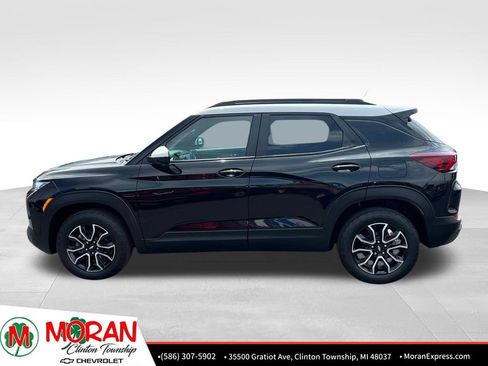 Certified 2023 Chevrolet TrailBlazer ACTIV w/ Convenience Package AWD/4WD image 3