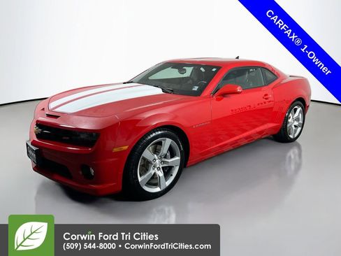 Used 2010 Chevrolet Camaro SS w/ RS Package RWD image 5