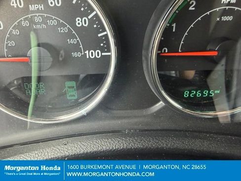 Used 2018 Jeep Wrangler Unlimited Sahara AWD/4WD image 17