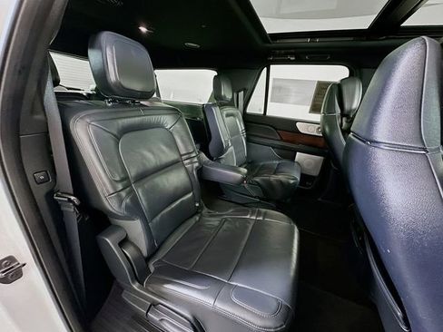 Certified 2023 Lincoln Navigator L Reserve AWD/4WD image 33