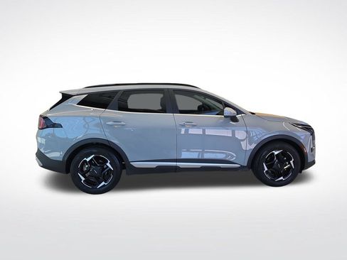 Certified 2026 Kia Sportage EX w/ EX Panorama Roof Package FWD image 9