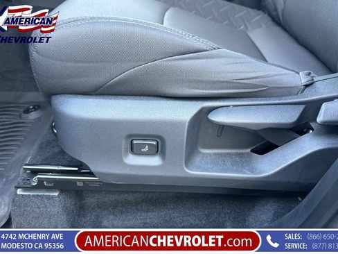 Used 2025 Toyota Tacoma SR5 AWD/4WD image 14