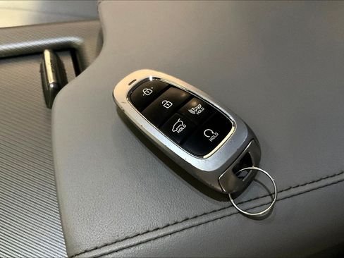 Used 2025 Hyundai Palisade SEL FWD image 35