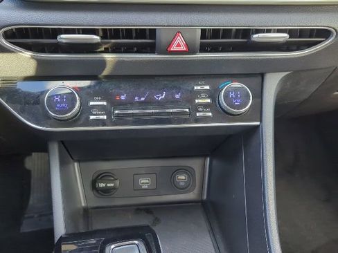 Used 2021 Hyundai Sonata SEL image 8