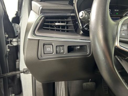 Used 2023 Cadillac XT5 Luxury FWD image 18