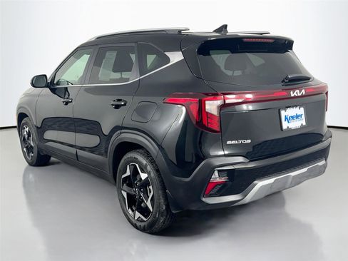 Used 2024 Kia Seltos EX image 4