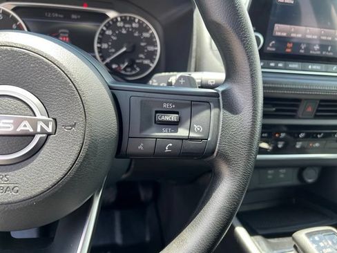Used 2024 Nissan Rogue S AWD/4WD image 27