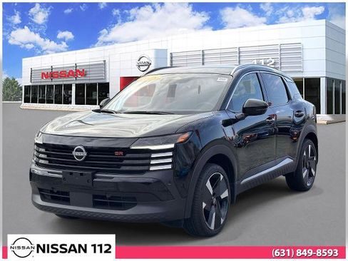 Certified 2025 Nissan Kicks SR image 1