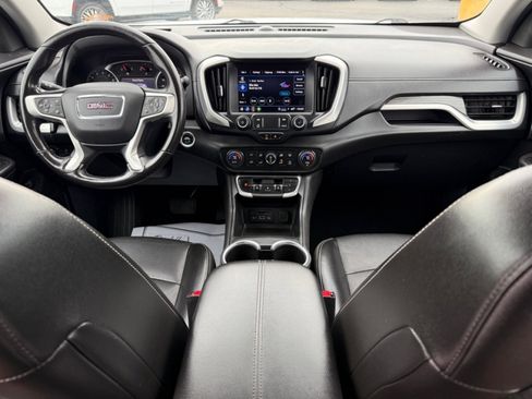Used 2022 GMC Terrain SLT FWD image 10