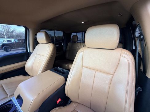 Used 2022 Ford F250 Lariat w/ Lariat Value Package image 29