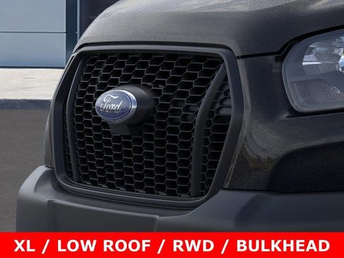 New 2025 Ford Transit 250 Low Roof RWD image 17