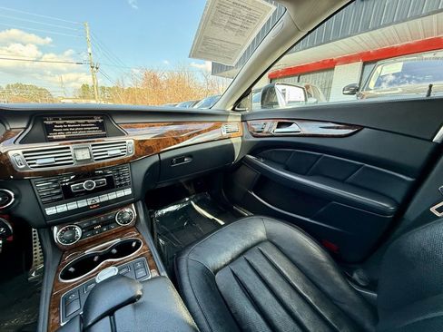 Used 2013 Mercedes-Benz CLS 550 4MATIC image 19