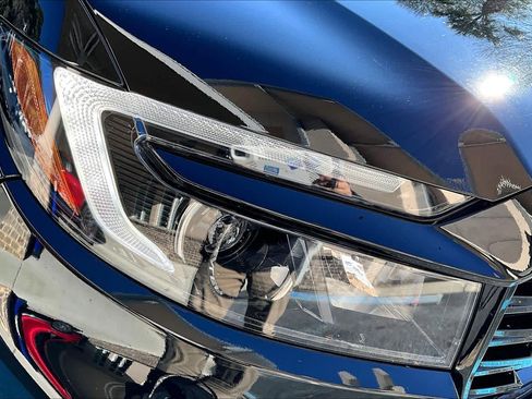 Used 2024 Honda Passport Black Edition image 27