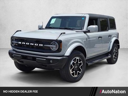 New 2026 Ford Bronco Outer Banks AWD/4WD image 1