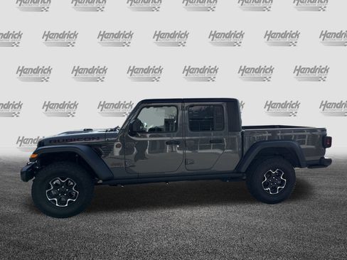 Used 2023 Jeep Gladiator Rubicon w/ Cold Weather Group image 6