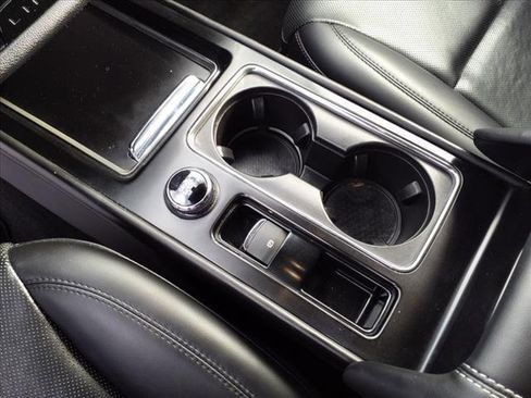 Used 2021 Lincoln Corsair AWD w/ Equipment Group 101A image 15