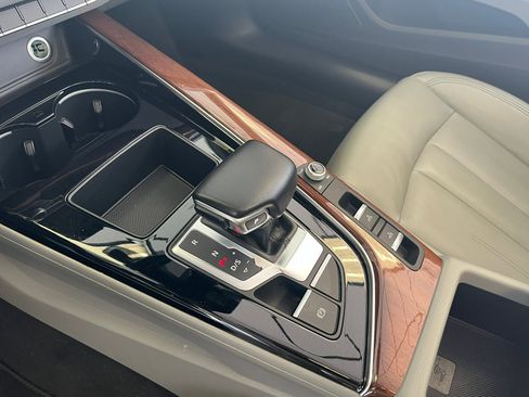 Used 2022 Audi A5 2.0T Premium image 16