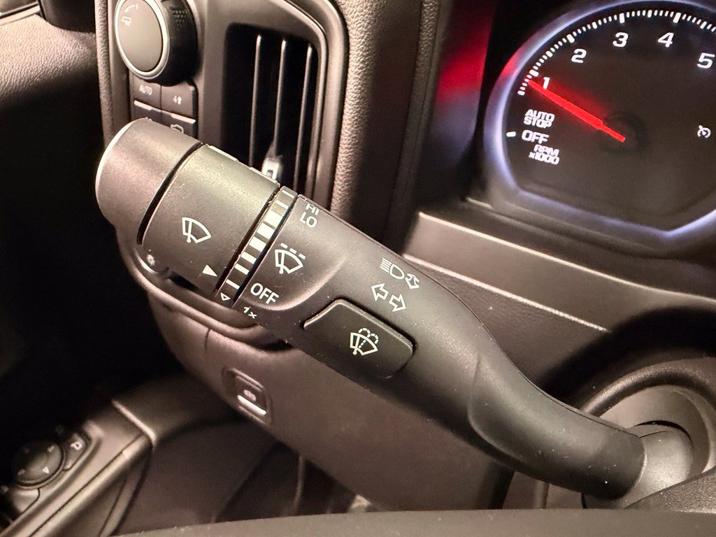 Used 2021 Chevrolet Silverado 1500 Custom AWD/4WD image 33