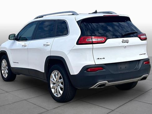 Used 2017 Jeep Cherokee Limited AWD/4WD image 12
