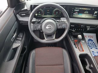 Certified 2025 Nissan Kicks SR AWD/4WD video 2