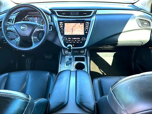 Used 2022 Nissan Murano SL w/ SL Moonroof Package image 19
