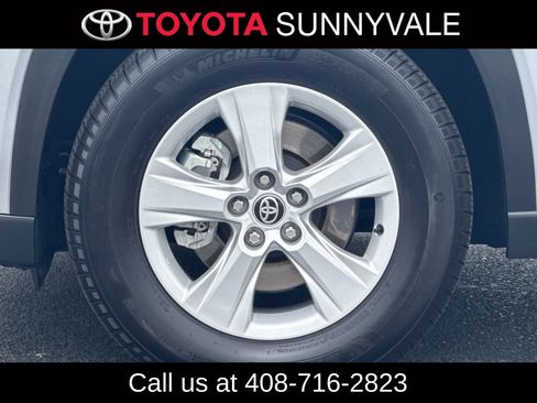 Certified 2025 Toyota Grand Highlander AWD image 13