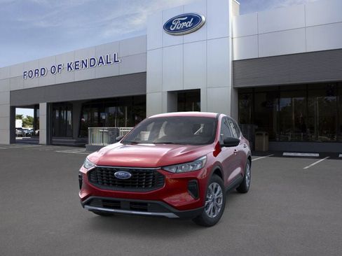 New 2025 Ford Escape Active image 2