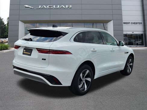 Certified 2026 Jaguar F-PACE R-Dynamic S AWD/4WD image 4