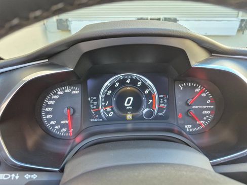 Used 2014 Chevrolet Corvette Stingray Coupe image 22