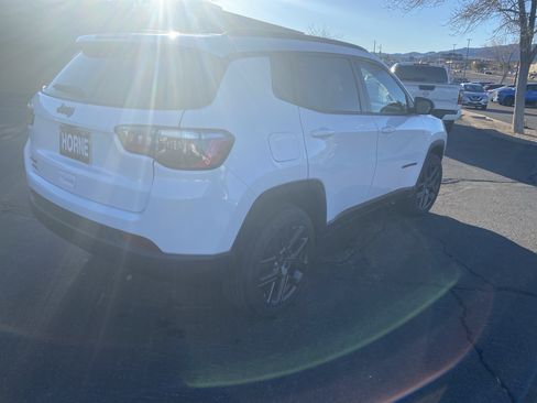 New 2026 Jeep Compass Latitude AWD/4WD image 4
