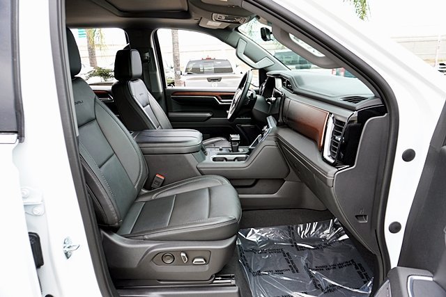 Used 2023 GMC Sierra 1500 Denali w/ Denali Reserve Package AWD/4WD image 19