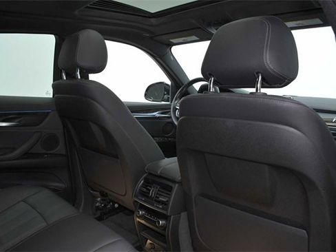 Used 2019 BMW X6 sDrive35i w/ Convenience Package image 18