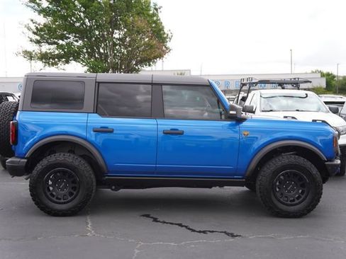 Used 2023 Ford Bronco Badlands image 5