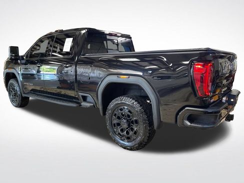 Used 2022 GMC Sierra 2500 AT4 w/ AT4 Premium Plus Package AWD/4WD image 3