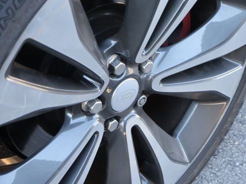 Used 2018 Land Rover Range Rover SV Autobiography Dynamic image 20