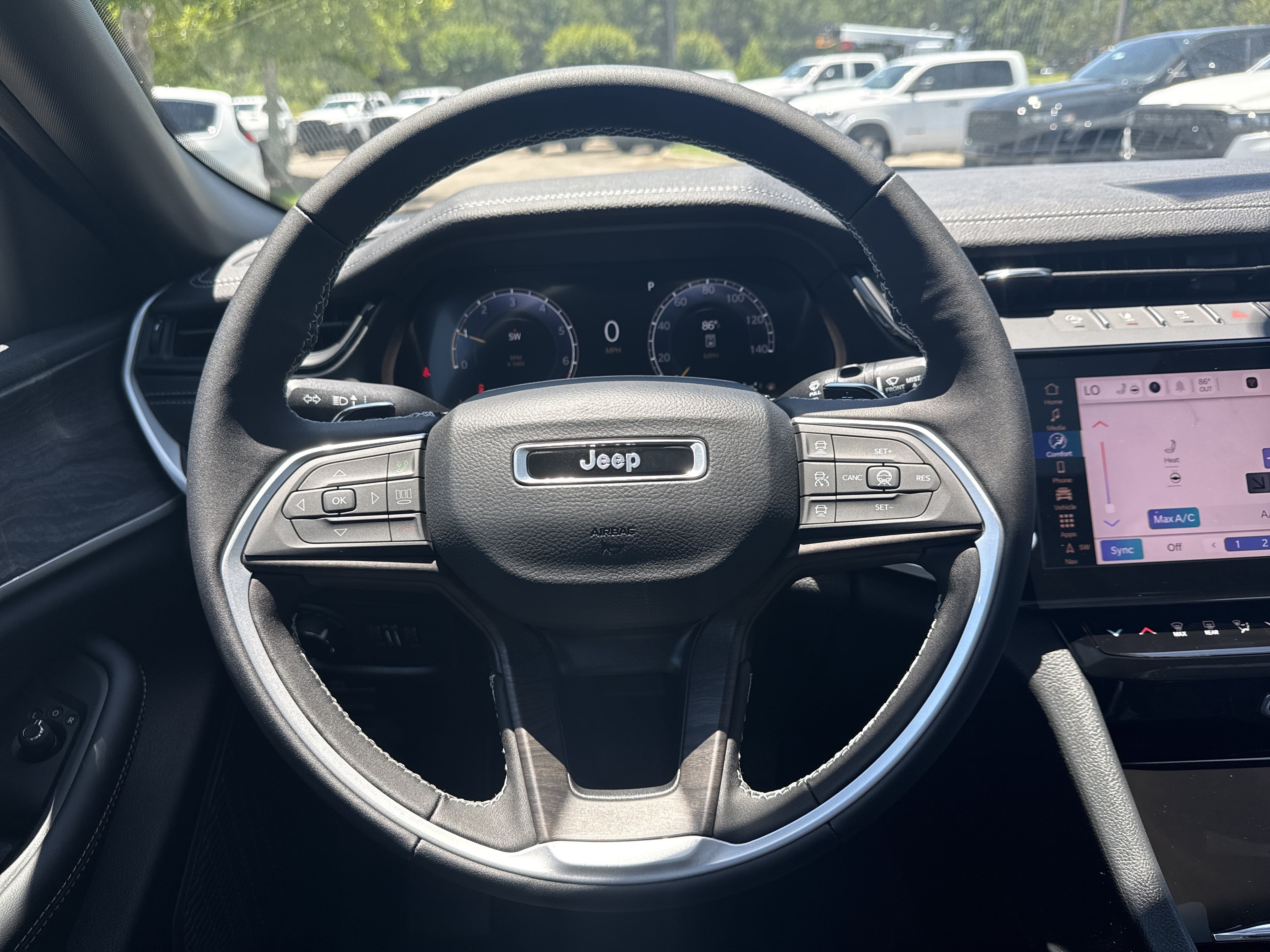 New 2026 Jeep Grand Cherokee Altitude RWD image 25