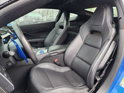 Certified 2019 Chevrolet Corvette Stingray Coupe w/ Battery Protection Package image 32