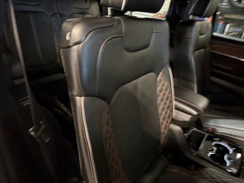 Used 2023 Jeep Grand Cherokee L Summit w/ Advanced Protech Group IV image 17